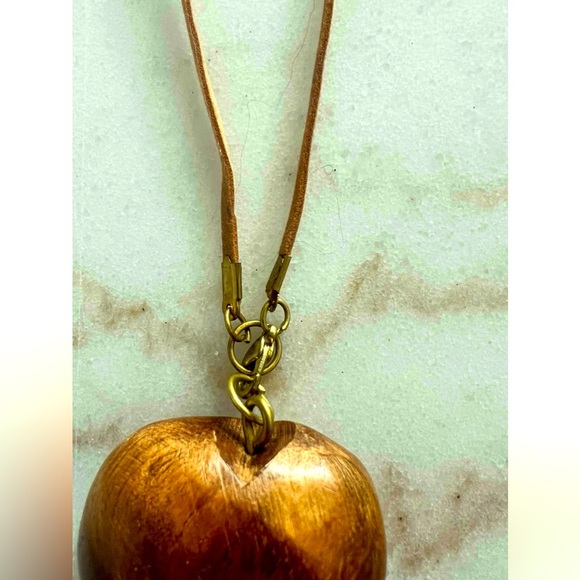 Vintage Necklace Wood Carved Heart Long Leather Strap Handcrafted Boho Rustic - Picture 4 of 5